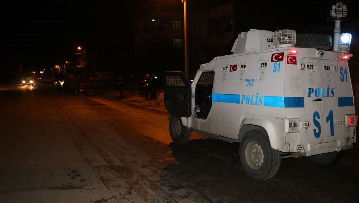 Adana’da silahlı saldırı: Aynı aileden 4 kişi yaralandı