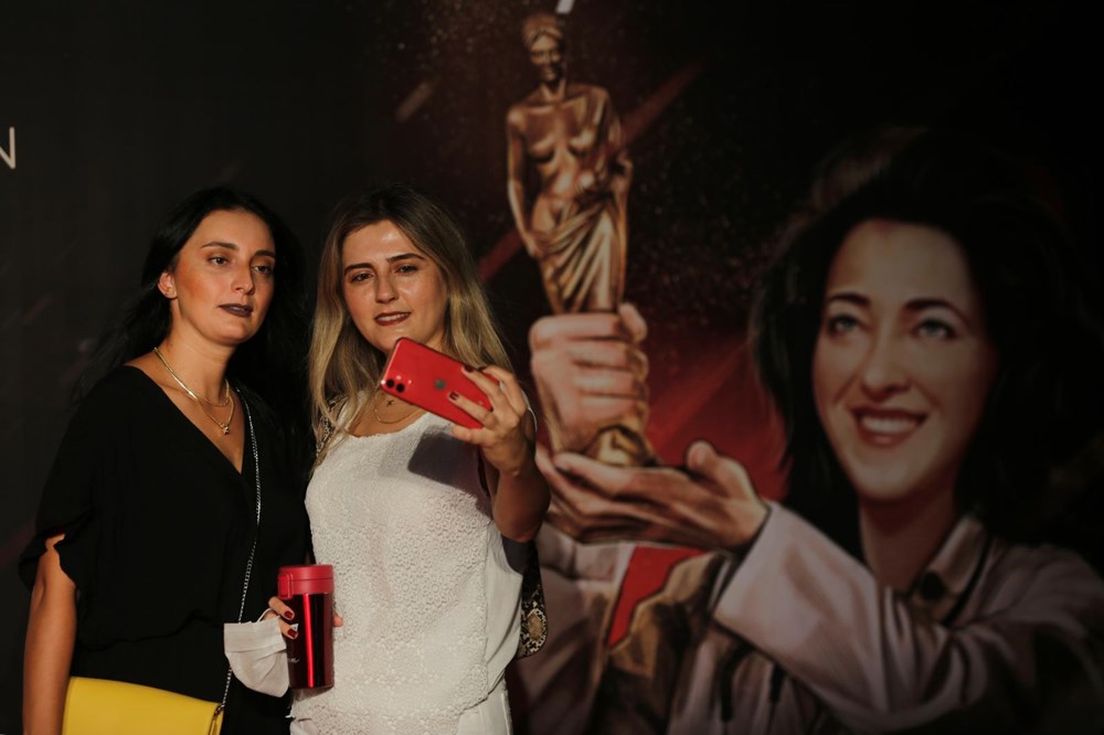 Altın Portakal’ın ilk filmi Kar Kırmızı seyirciyle buluştu - 6