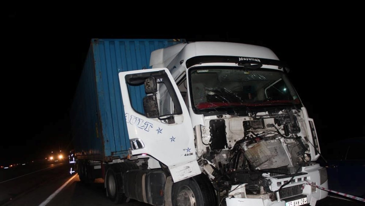 Manisa’da trafik kazasında 2 kişi yaralandı Manisa’da trafik kazasında 2 kişi yaralandı