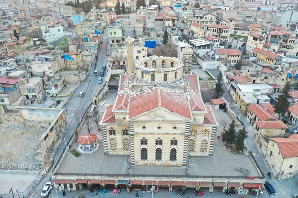 Depremler Gaziantep'teki tarihi Kurtuluş Camisi'ne de zarar verdi - 2