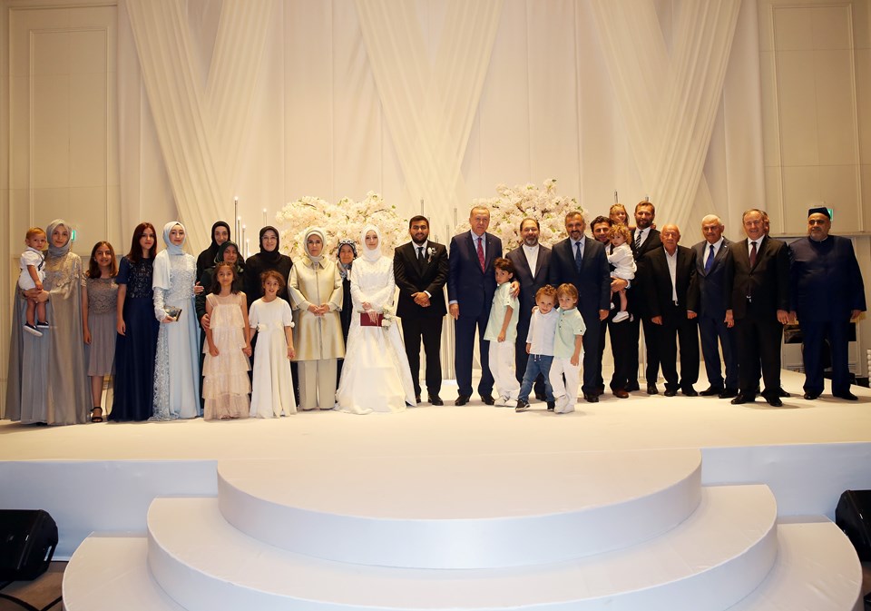 Cumhurbaşkanı Erdoğan, Diyanet İşleri Başkanı Erbaş'ın kızının nikah şahitliğini yaptı - 1
