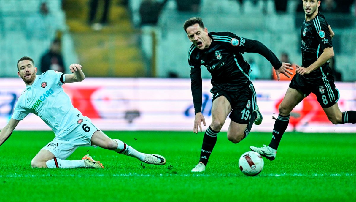 Beşiktaş'ta Amir Hadziahmetovic'in lisansı donduruldu Beşiktaş'ta Amir Hadziahmetovic'in lisansı donduruldu