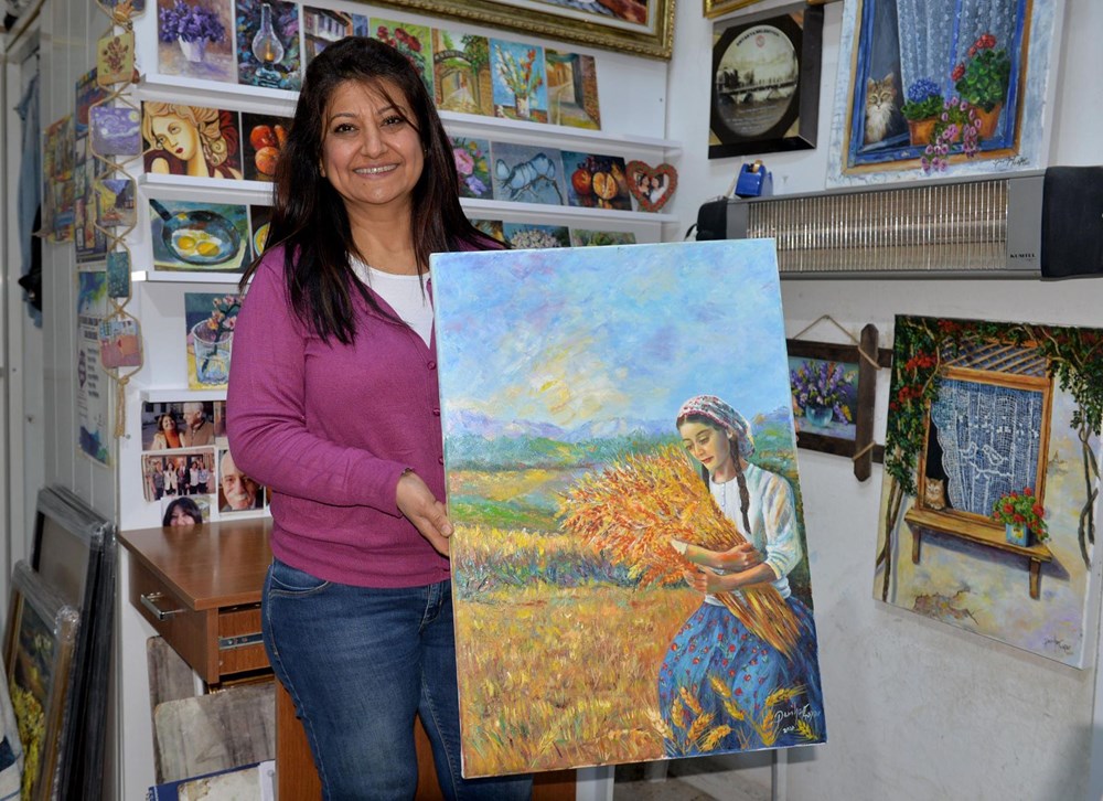 Hataylı ressam Perihan Çapar 'spatula' kullanarak eşsiz eserlere imza atıyor - 6