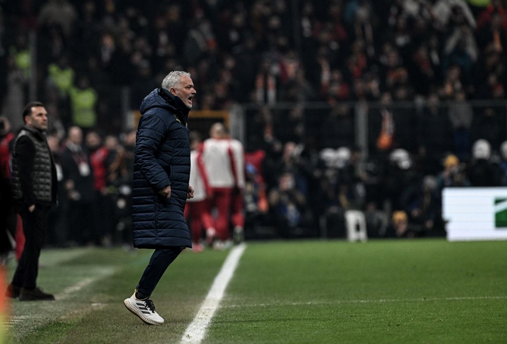 Jose Mourinho'nun 4 maçlık cezası dünya basınında: 