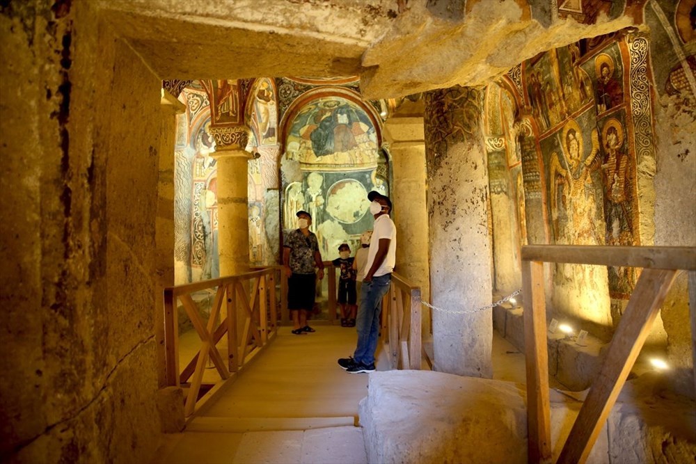 Karanlık Kilise'nin freskleri ile bin yıl öncesine yolculuk - 9