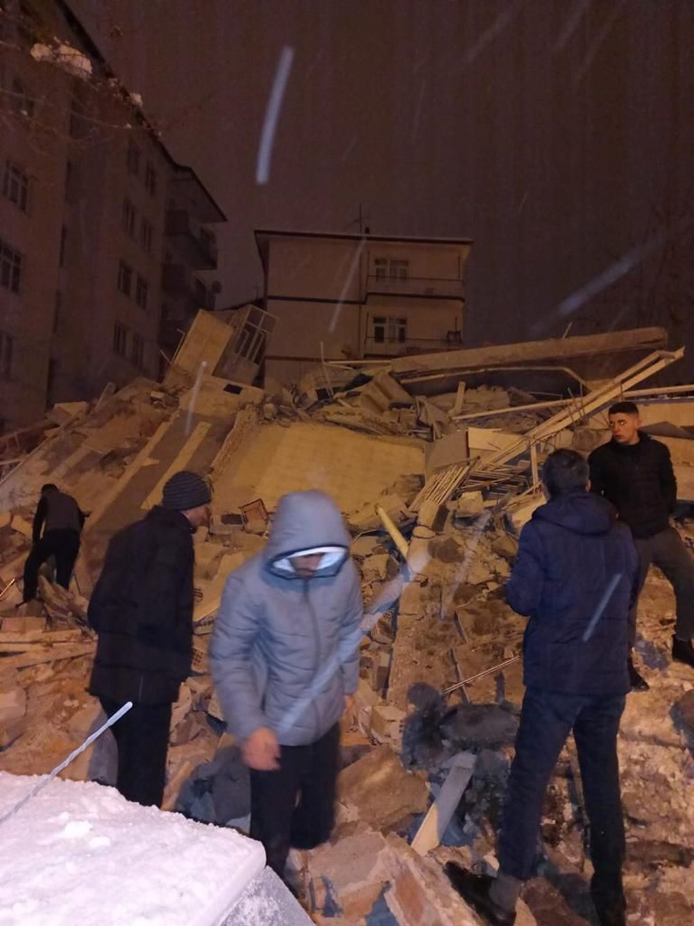 Kahramanmaraş'ta 7,4 büyüklüğünde deprem - 19