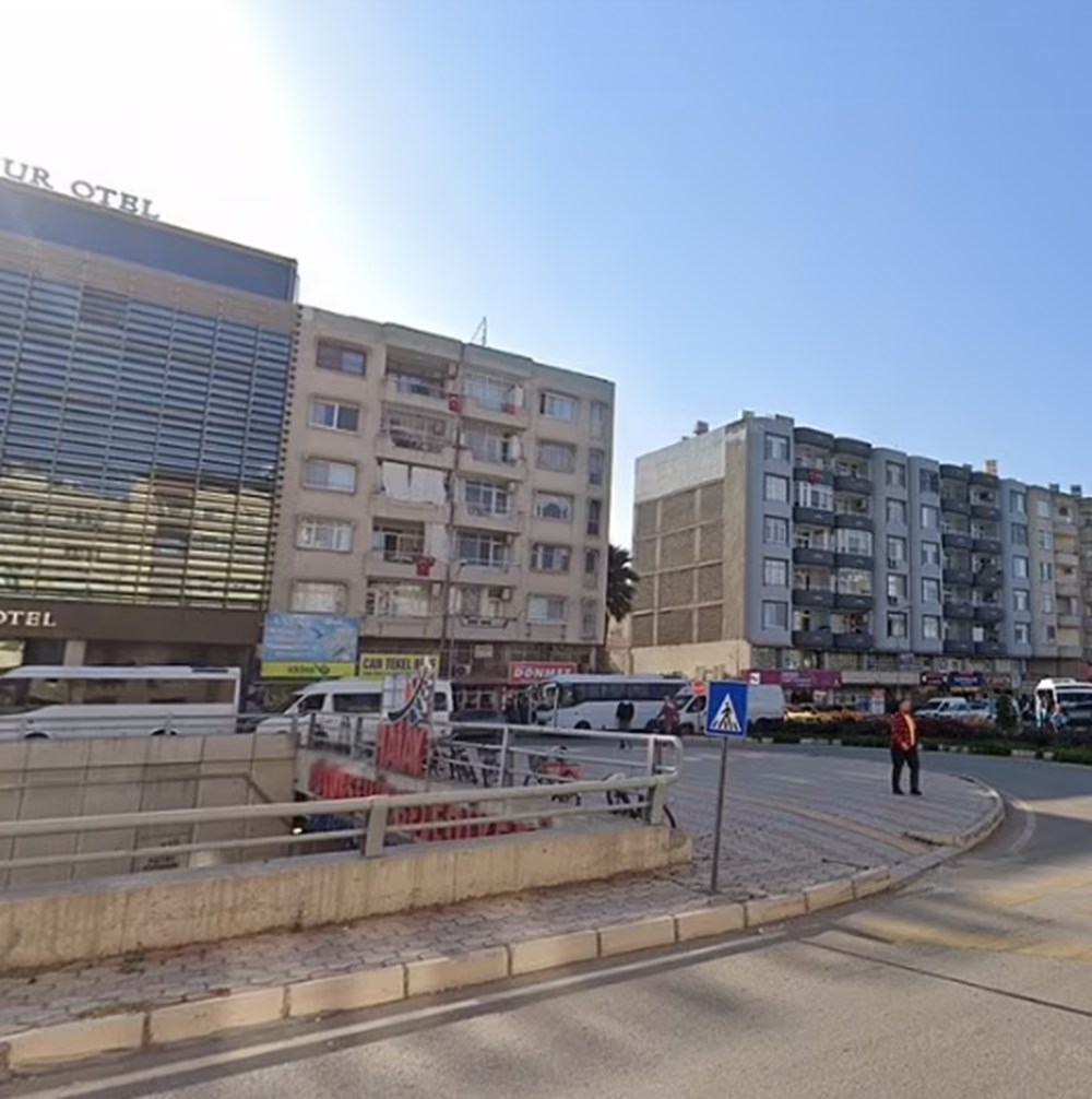 Kahramanmaraş merkezli depremlerin öncesi ve sonrası: Fotoğraflar büyük yıkımı acı bir şekilde gösteriyor - 15