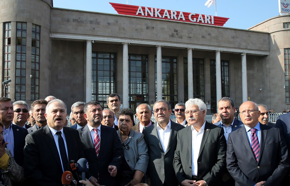 Ankara Garı katliamının yıldönümünde biber gazlı müdahale - 3