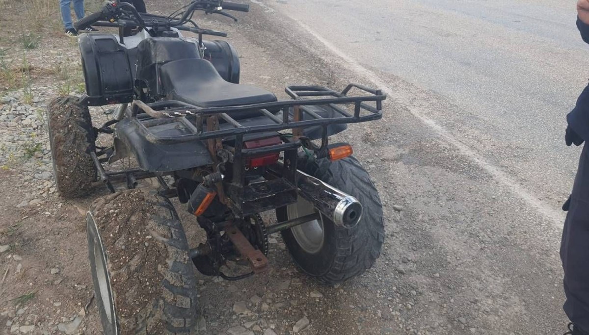 ATV devrildi, iki kişi yaralandı