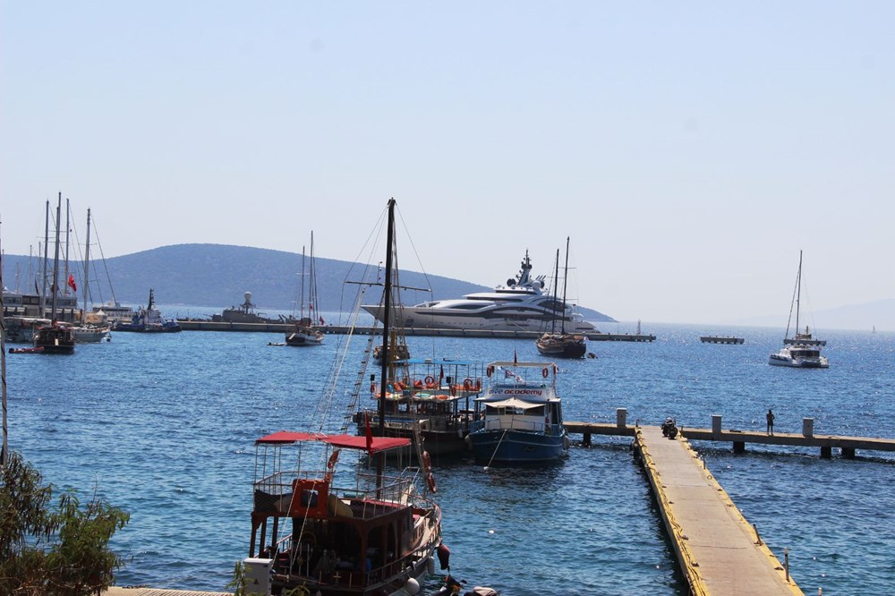Katar Emirinin süper lüks yatı Bodrum'da - 6
