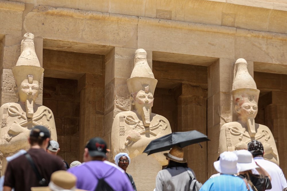 Mısır'ın kadın firavunu Hatşepsut'un tapınağı - 18