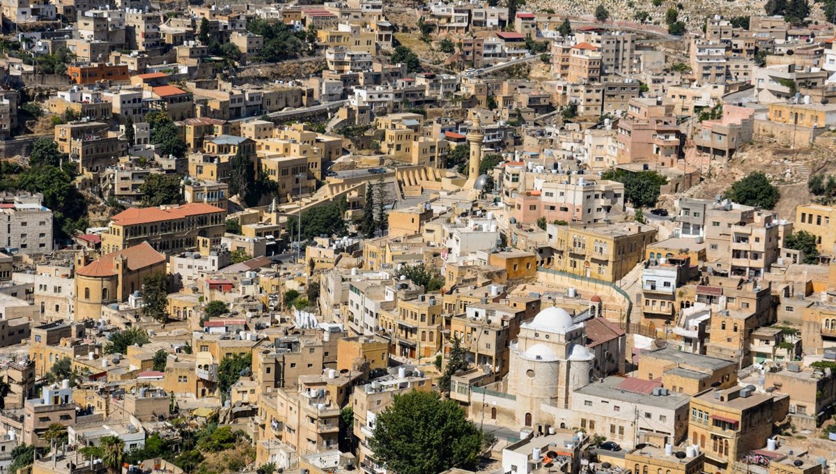 UNESCO Dünya Mirası Listesi'ne alınan Osmanlı kenti Es-Salt: Cami ve kiliseye aynı kapıdan giriliyor UNESCO Dünya Mirası Listesi'ne alınan Osmanlı kenti Es-Salt: Cami ve kiliseye aynı kapıdan giriliyor
