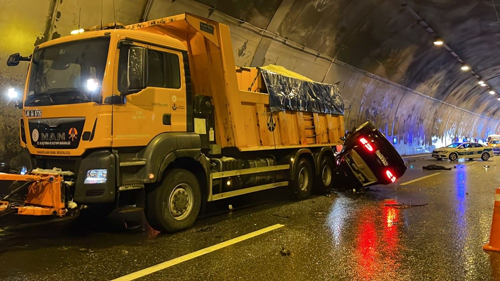 Bolu Dağı Tüneli'nde zincirleme kaza: 1 ölü (İstanbul yönü trafiğe kapandı) - 8