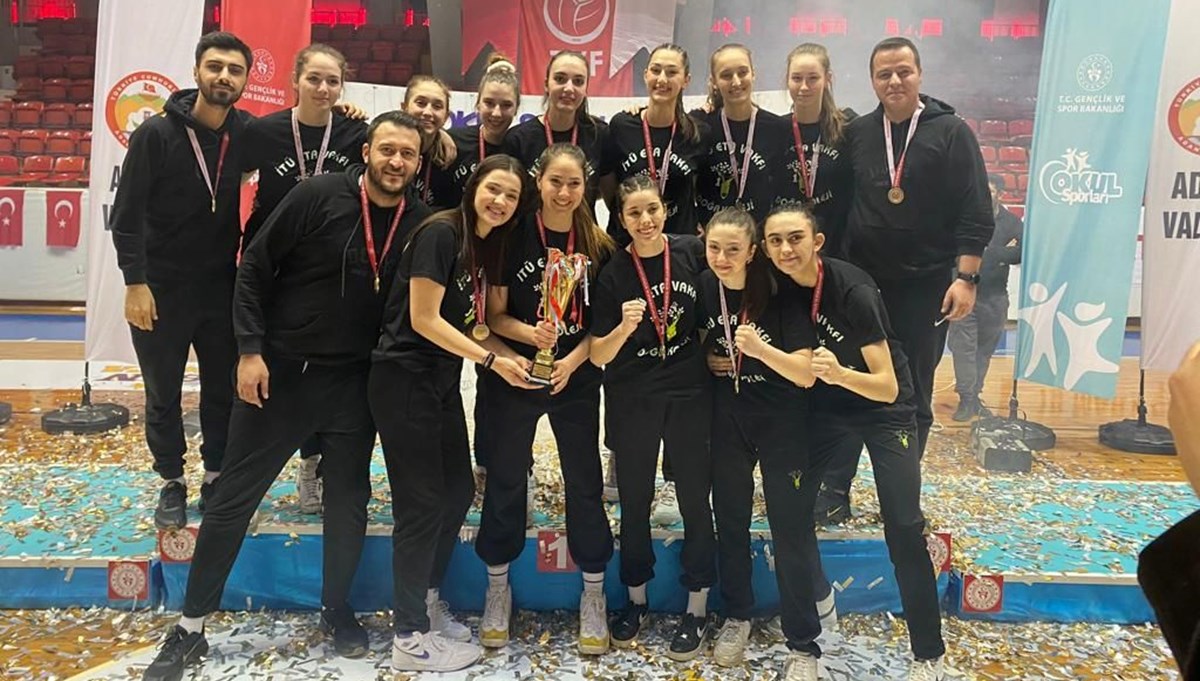 Doğa Koleji voleybolda Türkiye şampiyonu