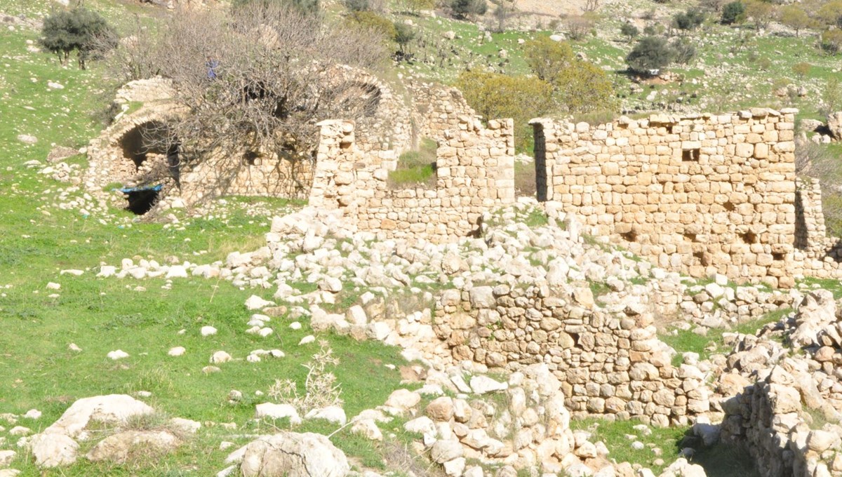 Şırnak'ta bin 700 yıllık manastır keşfedildi