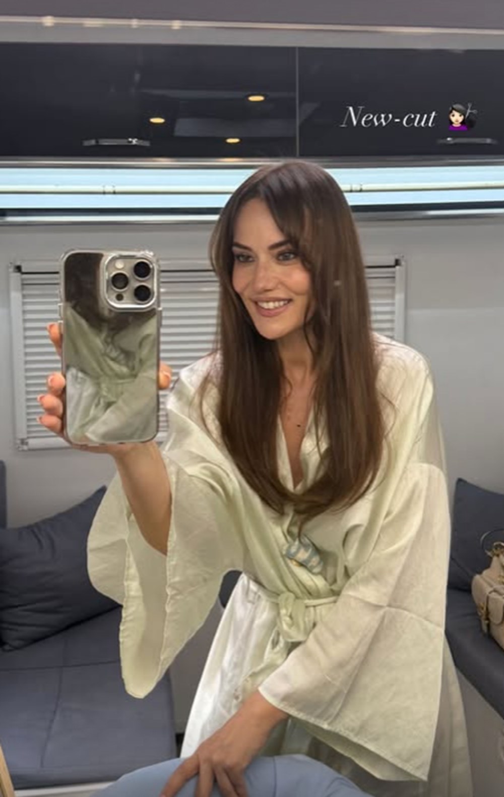 Fahriye Evcen yeni imajını paylaştı - 3