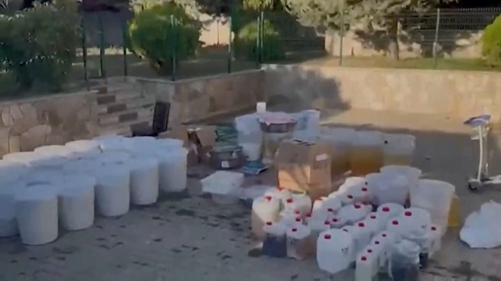 Canı pahasına yakaladı! Narkotik köpeği Ares uyuşturucu baskınında öldü - 7