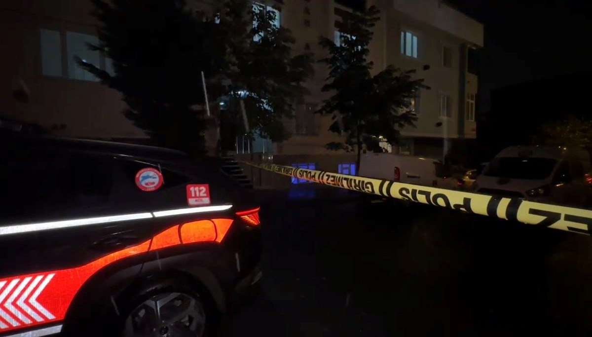 Eşi tarafından 20 bıçak darbesiyle yaralanan kadın, sağlık merkezine sığındı Eşi tarafından 20 bıçak darbesiyle yaralanan kadın, sağlık merkezine sığındı