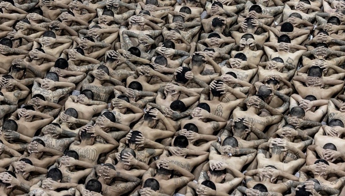 Dünya üzerindeki cehennem! Çete savaşları, işkence ve tartışmalı göçmen teklifi: CECOT'un karanlık yüzü