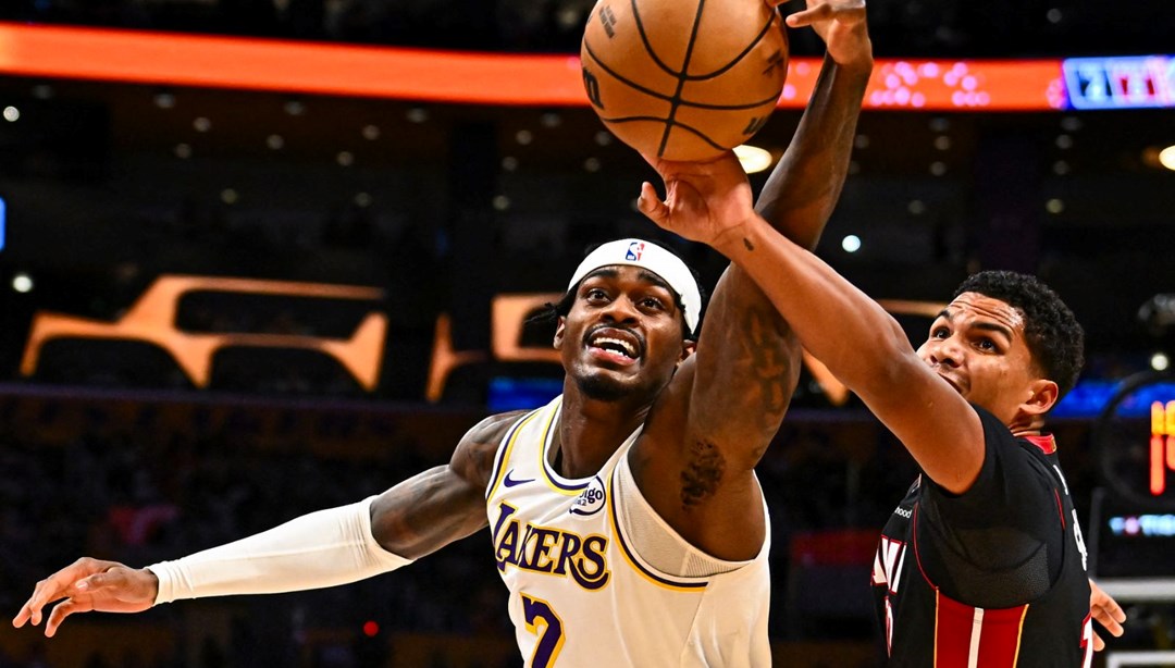 Lakers'a sakatlık işlemiyor; Blazers'ı da geçtiler