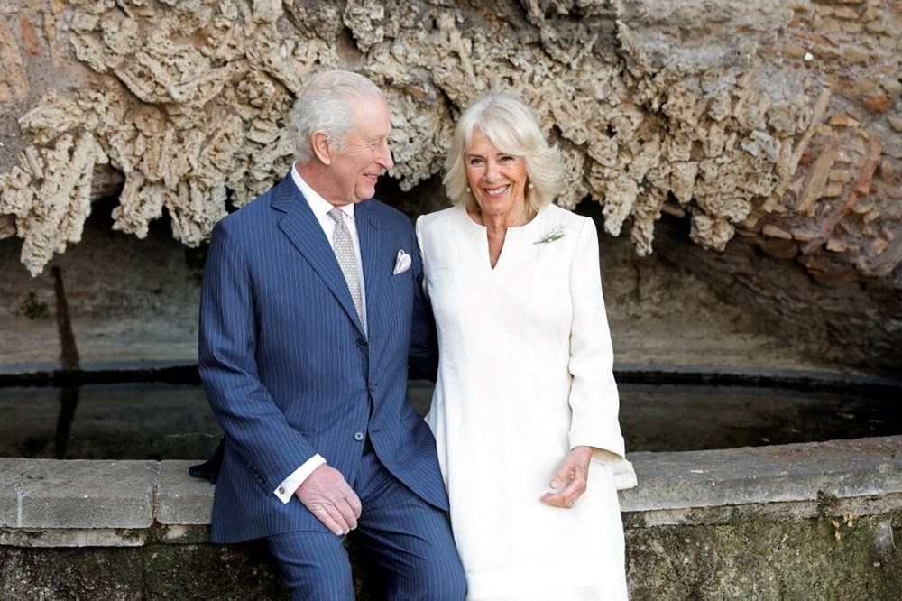 Kral Charles ve Kraliçe Camilla'dan evlilik yıldönümü pozları 74