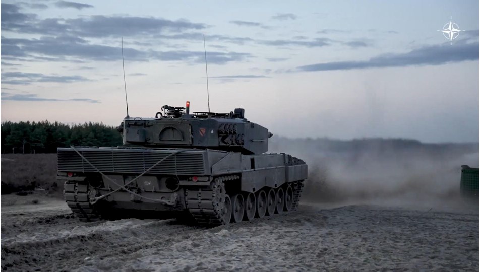 Ukraynalı tankçılar, NATO tarafından eğitiliyor