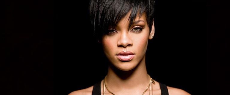 A man песня rihanna перевод. Мэн довн рианна. Текст песни s m rihanna. A man песня rihanna перевод. Rihanna man down.