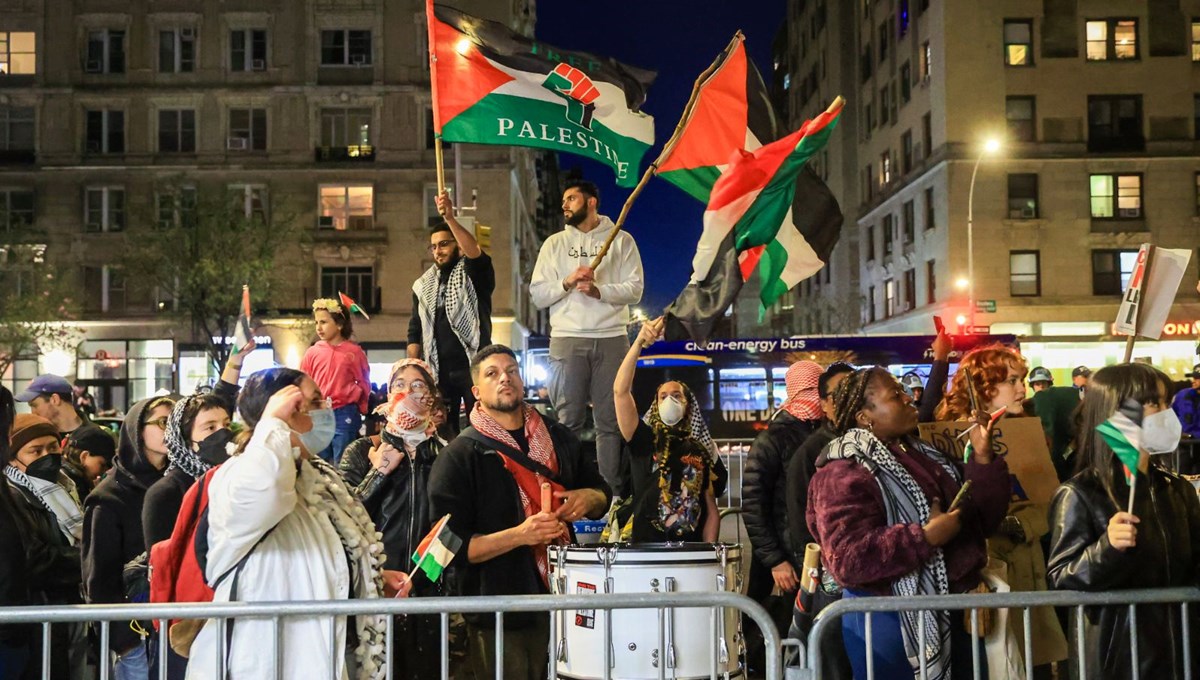 ABD'de Columbia Üniversitesi, Gazze protestoları nedeniyle dersleri çevrim içi yapacak ABD'de Columbia Üniversitesi, Gazze protestoları nedeniyle dersleri çevrim içi yapacak