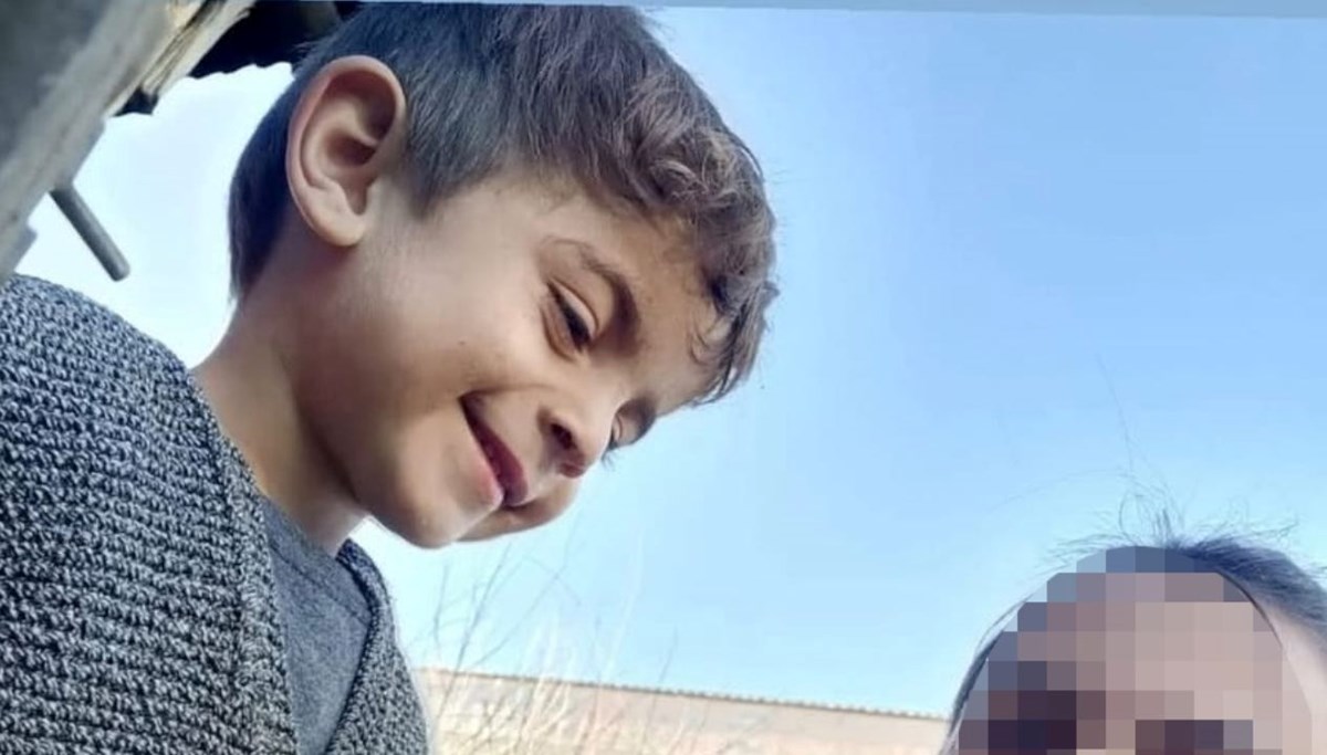 Oyun oynarken kanala düşen çocuk boğuldu Oyun oynarken kanala düşen çocuk boğuldu