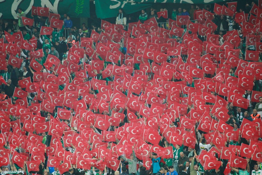 Bursaspor tribünlerine rekor ilgi: 43 bin kişiyle kapalı gişe oynadı - 4