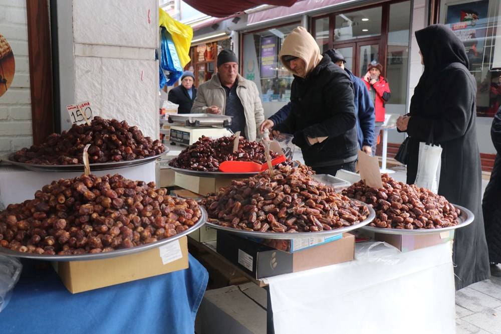 Hurma Şöleni: Bütçenize Dost Tatlı Bir Mola 74 3DsbRpeCxk E6niH7WPjkA