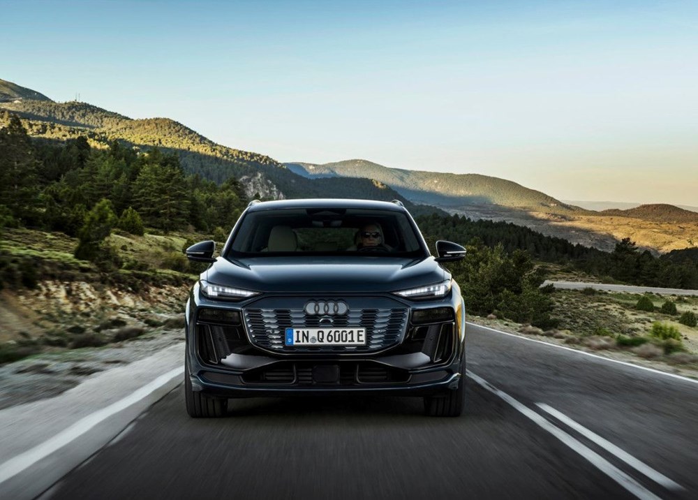 Yeni Audi Q6 e-tron ve SQ6 e-tron tanıtıldı: 10 dakikada 255 kilometre menzil - 16