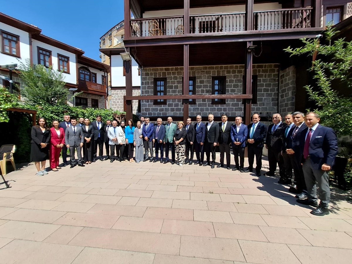 Milli Eğitim Barkanı Yusuf Tekin, Türkiye Basın Federasyonu