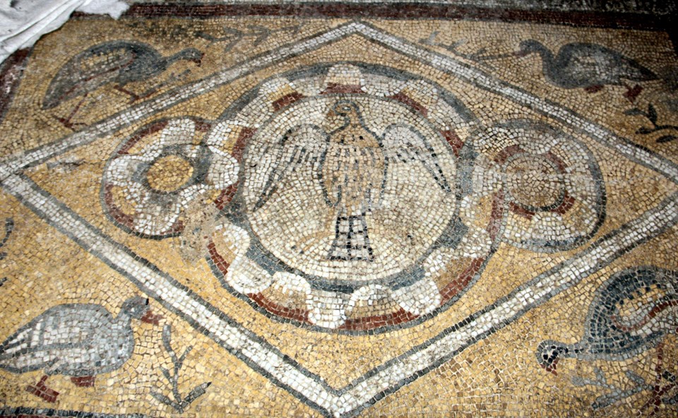 1600 yıllık mozaikler sergilenecekleri günü bekliyor - 1