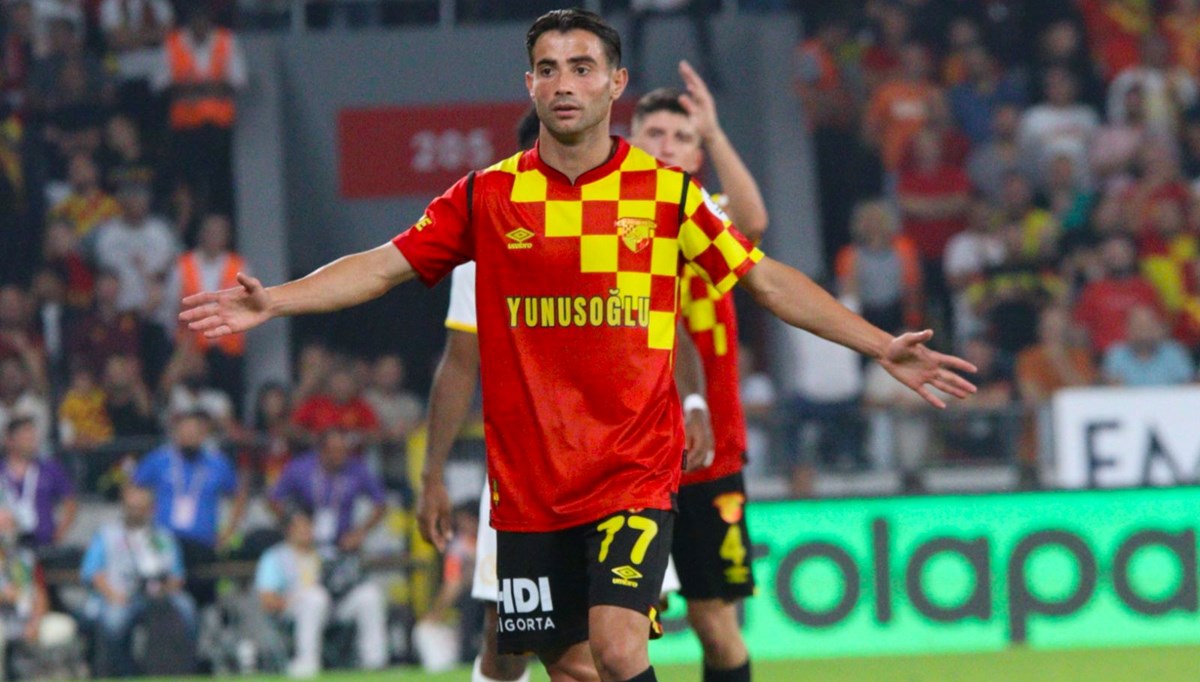 Göztepe'de Ogün Bayrak sevinci Göztepe'de Ogün Bayrak sevinci