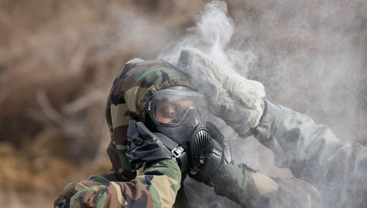 Putin'in savaşına gaz maskeli yanıt