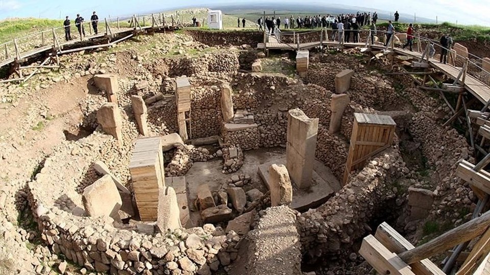 "Tarihin sıfır noktası" Göbeklitepe'yi ara tatilde günde yaklaşık 5 bin kişi ziyaret ediyor - 1