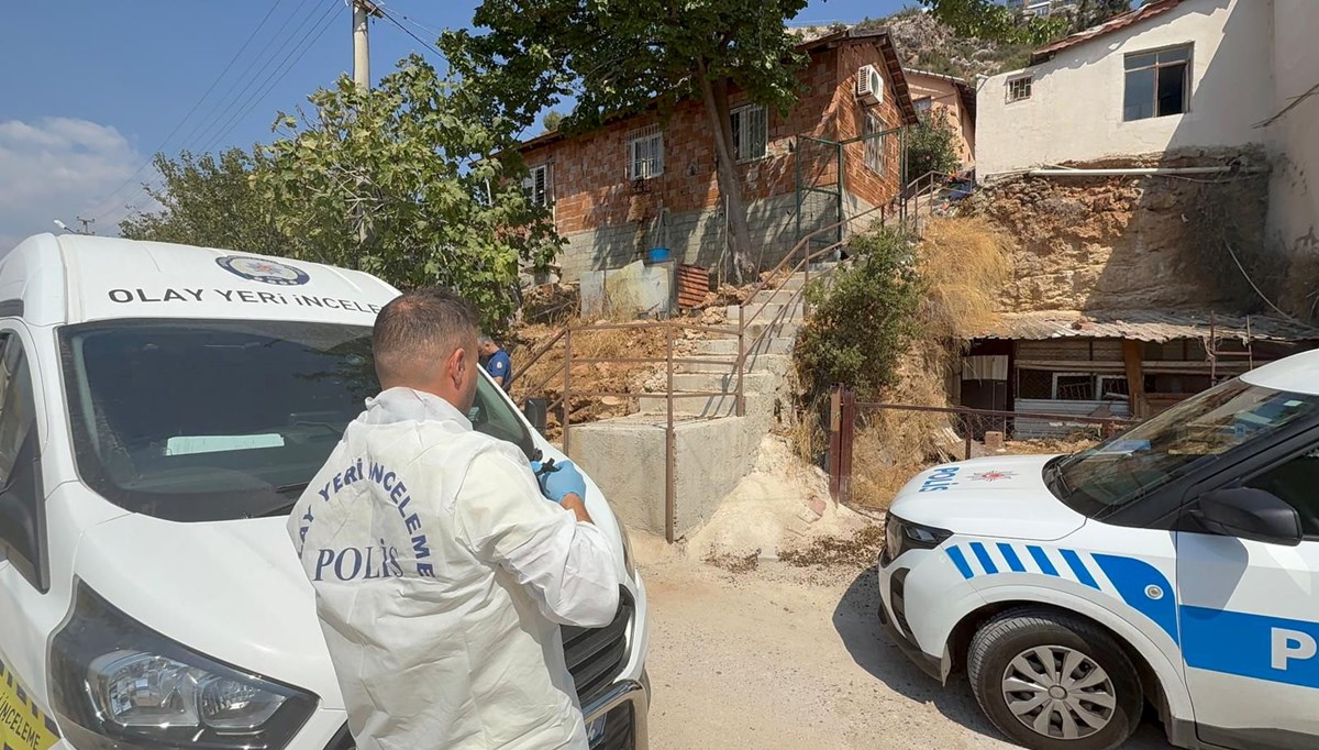 Merdivenden düşüp öldü