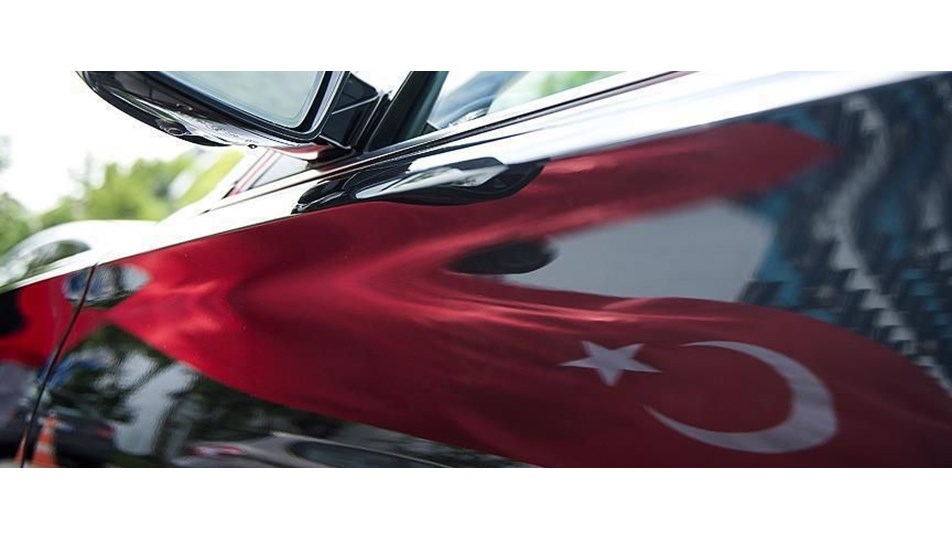 Türkiye&#039;nIn Otomobili Amblem  : Ilk Yerli Spor Arabası �eTox� Ankara Ostim Merkezli Ertex Oto Dekorasyon Firması, 4 Yıl Önce Ilk Türk Spor Arabası Yapmak Için Kolları Sıvadı.