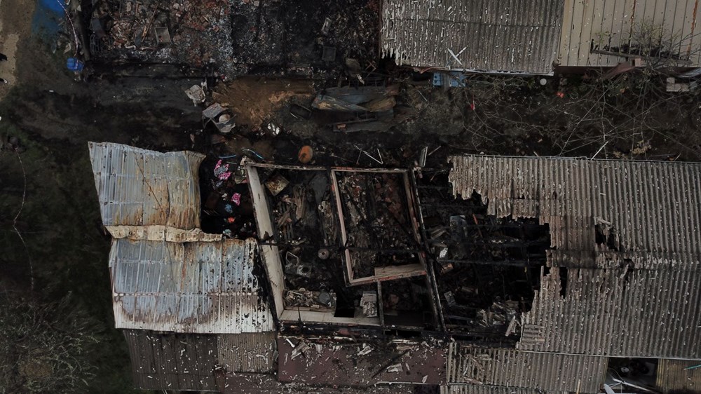 Havadan Görüntüler: Yangının Kül Ettiği 18 Evle Yüzleşme 81