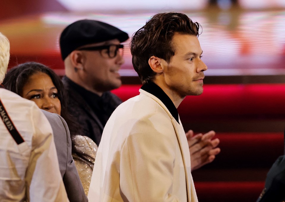 One Direction yıldızı Harry Styles, kalbini ünlü oyuncuya kaptırdı - 2