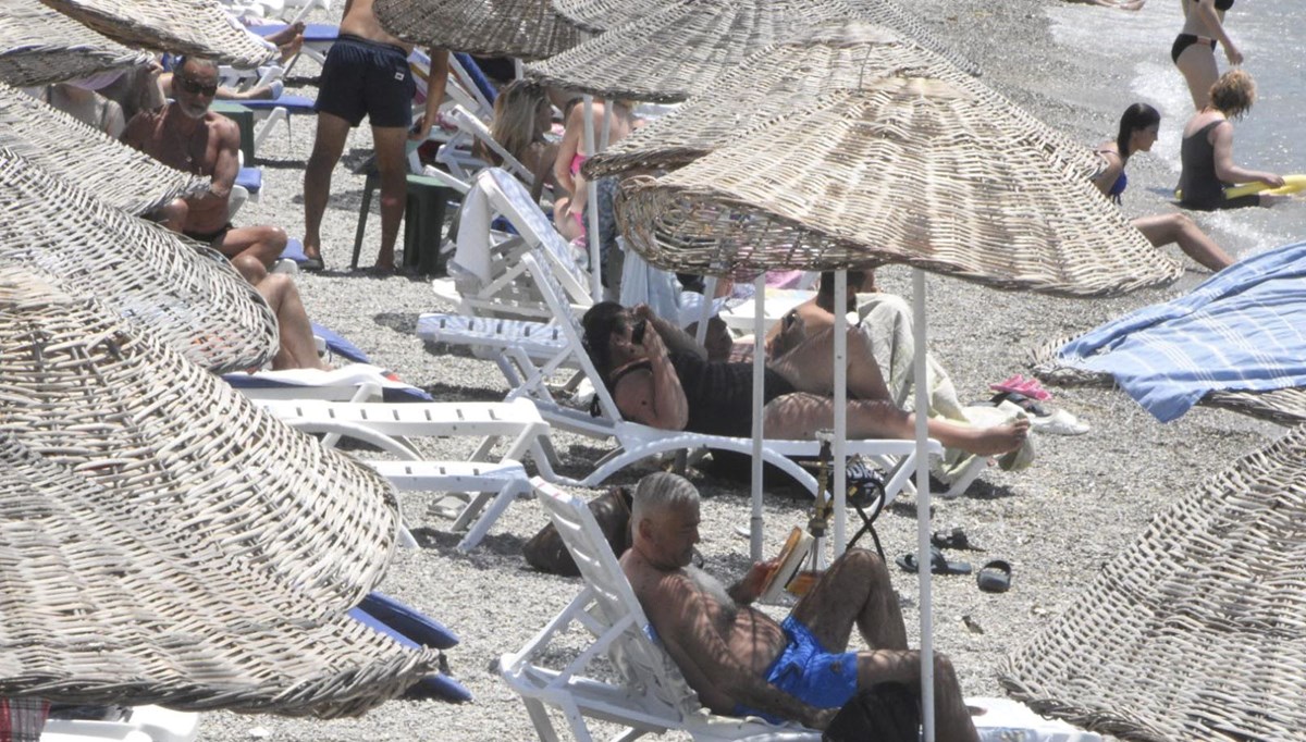 Bodrum’da bayram tatilinin 7'nci gününde de sahillerde yoğunluk Bodrum’da bayram tatilinin 7'nci gününde de sahillerde yoğunluk