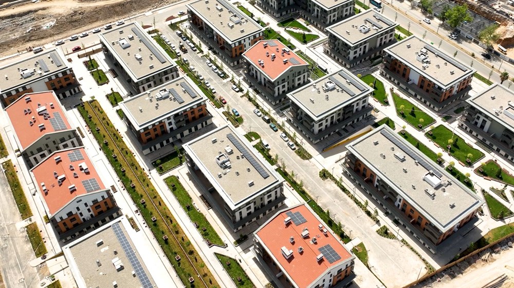 Bakan Kurum paylaştı: Azerbaycan Mahallesi ve Ebrar Sitesi yeniden inşa edildi - 1