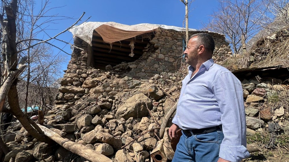 4.8'lik Sarsıntı Hudut Köyünü Vurdu: Evler Yıkıldı 73
