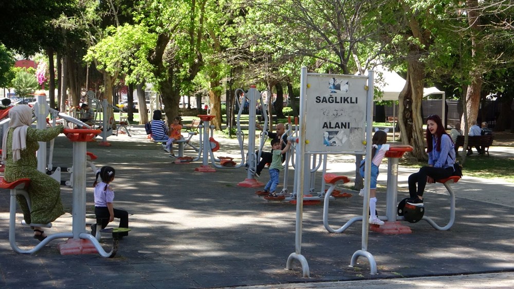 Adana'da nisan ayında sıcaklık rekoru: Termometreler 39 dereceyi gösterdi - 2