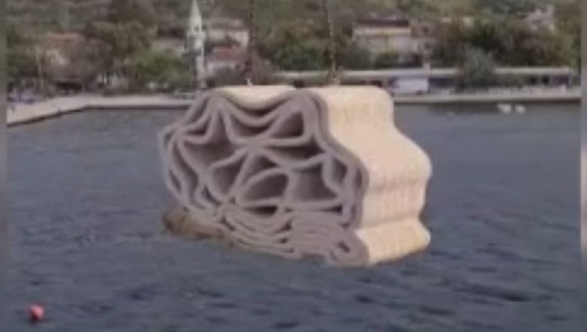 Marmara Denizi'ne yapay resif bırakıldı Marmara Denizi'ne yapay resif bırakıldı
