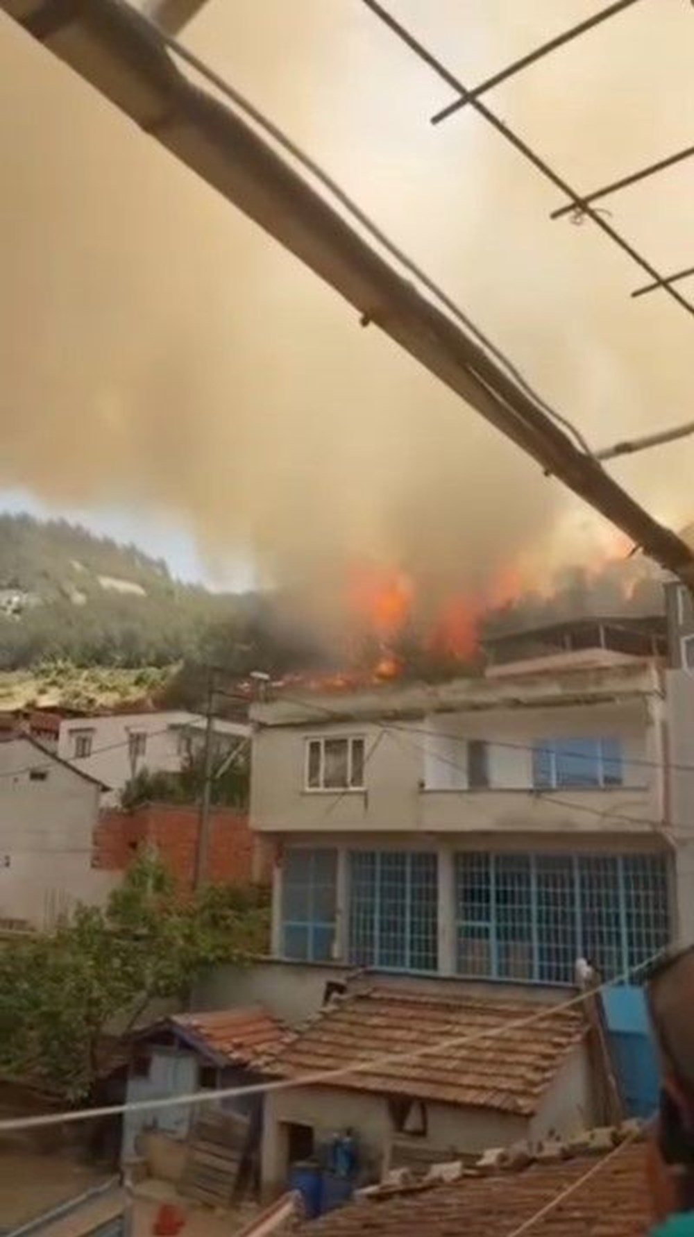 Yedi şehirde orman yangını: Sakarya'daki yangın büyüdü, Bilecik'e sıçradı - 12