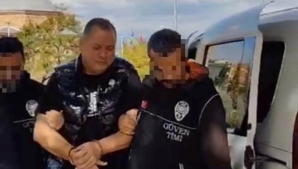 27 yıl hapis cezasıyla aranıyordu: Kezzap Murat yakalandı 27 yıl hapis cezasıyla aranıyordu: Kezzap Murat yakalandı