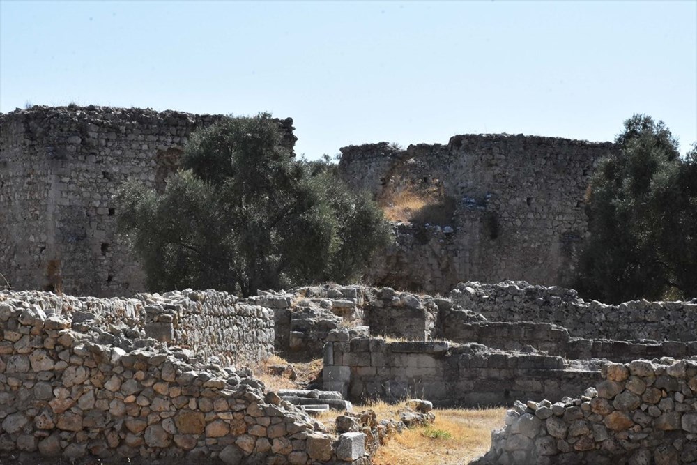 Beçin Antik Kenti'ndeki kazılarda bulunan oyuncaklar Roma ve Türk dönemine ışık tutuyor - 12