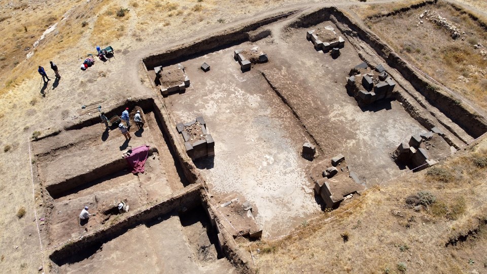 Bitlis'teki Kef Kalesi'nde kazı çalışmaları devam ediyor - 2